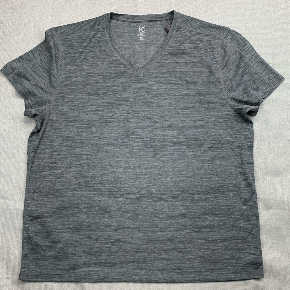 ID Ideology Men's Birdseye Mesh V-Neck T-Shirt Size XXL